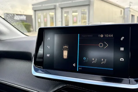 MF20FYA PEUGEOT 208 1.2 PureTech Active Euro 6 (s/s) 5dr Thumbnail #55