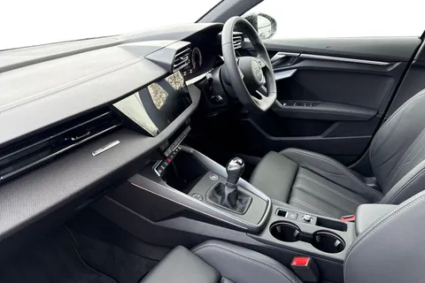 DF25HZL Audi A3 Black Edition 35 TFSI  150 PS 6-speed Thumbnail #16