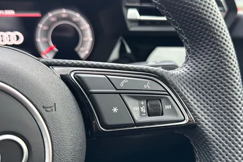 DF25HZL Audi A3 Black Edition 35 TFSI  150 PS 6-speed Thumbnail #26