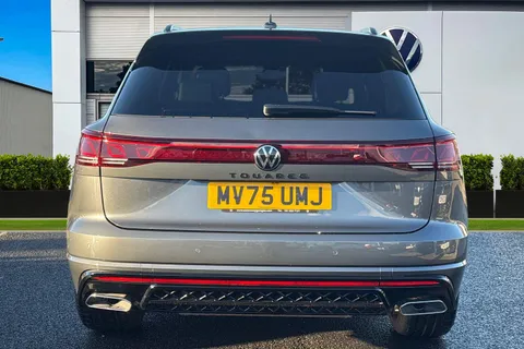 MV75UMJ Volkswagen Touareg 3.0 V6 TDI 4Motion 286 Black Edition 5dr Tip Auto Thumbnail #5