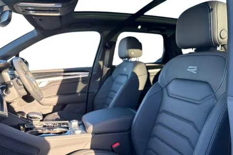 MV75UMJ Volkswagen Touareg 3.0 V6 TDI 4Motion 286 Black Edition 5dr Tip Auto Thumbnail #17