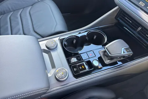 MV75UMJ Volkswagen Touareg 3.0 V6 TDI 4Motion 286 Black Edition 5dr Tip Auto Thumbnail #24