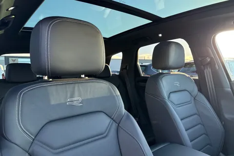 MV75UMJ Volkswagen Touareg 3.0 V6 TDI 4Motion 286 Black Edition 5dr Tip Auto Thumbnail #25