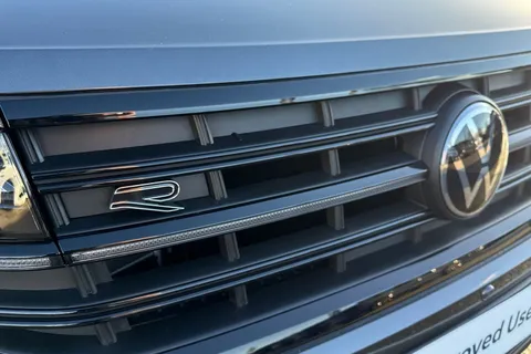 MV75UMJ Volkswagen Touareg 3.0 V6 TDI 4Motion 286 Black Edition 5dr Tip Auto Thumbnail #30