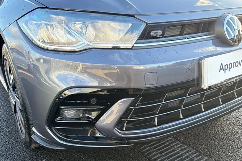 DF74KVP Volkswagen Polo 1.0 TSI 115 R-Line 5dr DSG **HEATED SEATS + 17' BERGAMO** Thumbnail #10