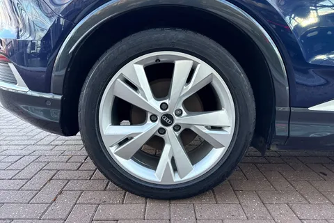 13 of 59 for Audi Q4 e-tron Q4 Sportback S line 40 e-tron 150,00 kW