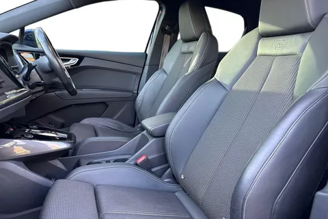 16 of 59 for Audi Q4 e-tron Q4 Sportback S line 40 e-tron 150,00 kW