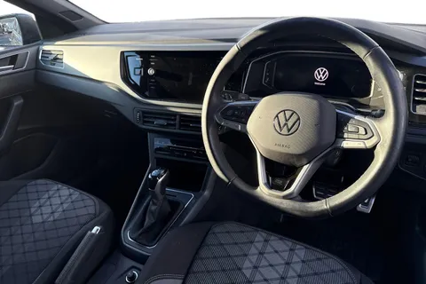 DF74KVP Volkswagen Polo 1.0 TSI 115 R-Line 5dr DSG **HEATED SEATS + 17' BERGAMO** Thumbnail #15