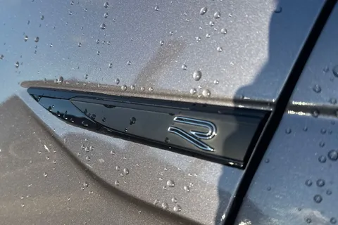 DF74KVP Volkswagen Polo 1.0 TSI 115 R-Line 5dr DSG **HEATED SEATS + 17' BERGAMO** Thumbnail #27