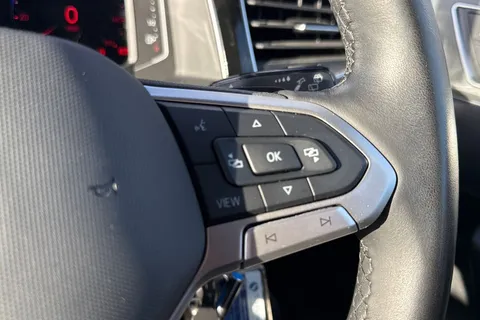 DF74KVP Volkswagen Polo 1.0 TSI 115 R-Line 5dr DSG **HEATED SEATS + 17' BERGAMO** Thumbnail #34