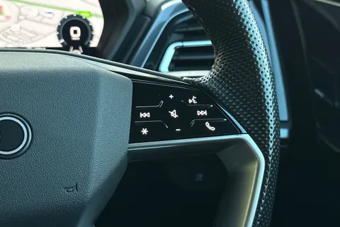 38 of 59 for Audi Q4 e-tron Q4 Sportback S line 40 e-tron 150,00 kW