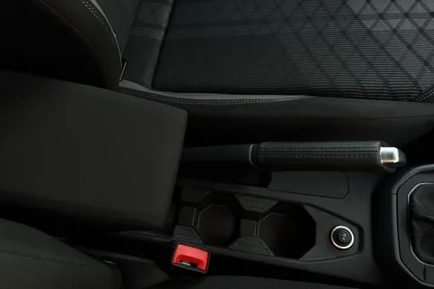 DF74KVP Volkswagen Polo 1.0 TSI 115 R-Line 5dr DSG **HEATED SEATS + 17' BERGAMO** Thumbnail #39