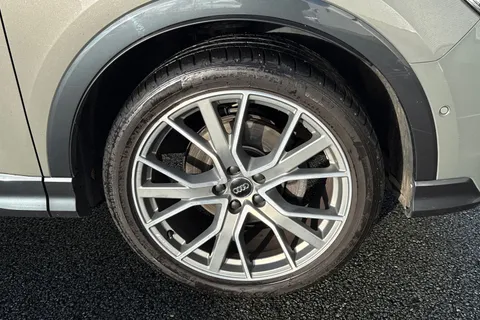 DS19OPZ Audi Q3 Vorsprung 35 TFSI  150 PS S tronic Thumbnail #8