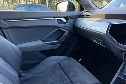 DS19OPZ Audi Q3 Vorsprung 35 TFSI  150 PS S tronic Thumbnail #16