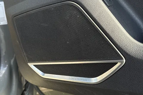 DS19OPZ Audi Q3 Vorsprung 35 TFSI  150 PS S tronic Thumbnail #26