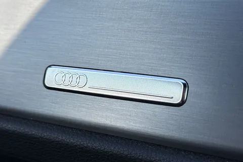 DS19OPZ Audi Q3 Vorsprung 35 TFSI  150 PS S tronic Thumbnail #46