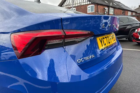 YC72FYS Škoda Octavia 1.5 TSI ACT SE L Euro 6 (s/s) 5dr Thumbnail #17