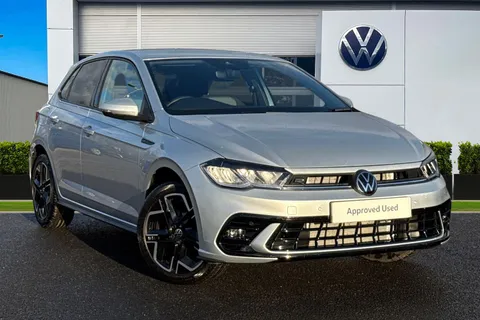 KR25YOM Volkswagen Polo 1.0 TSI 115 R-Line 5dr DSG **17' YORK ALLOYS + HEATED SEATS** Thumbnail #2