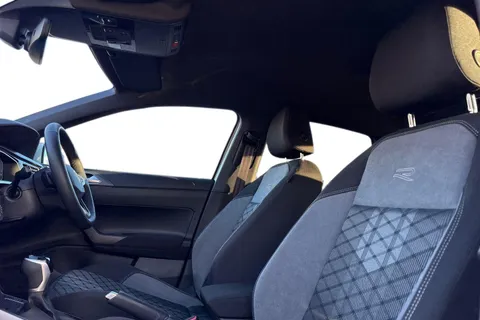 KR25YOM Volkswagen Polo 1.0 TSI 115 R-Line 5dr DSG **17' YORK ALLOYS + HEATED SEATS** Thumbnail #12