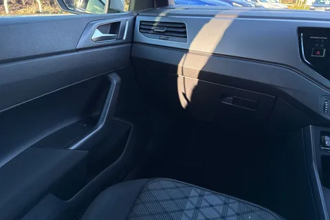 KR25YOM Volkswagen Polo 1.0 TSI 115 R-Line 5dr DSG **17' YORK ALLOYS + HEATED SEATS** Thumbnail #16