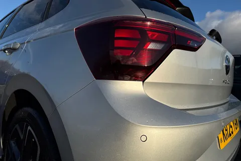 KR25YOM Volkswagen Polo 1.0 TSI 115 R-Line 5dr DSG **17' YORK ALLOYS + HEATED SEATS** Thumbnail #17