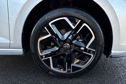 KR25YOM Volkswagen Polo 1.0 TSI 115 R-Line 5dr DSG **17' YORK ALLOYS + HEATED SEATS** Thumbnail #25