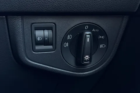 KR25YOM Volkswagen Polo 1.0 TSI 115 R-Line 5dr DSG **17' YORK ALLOYS + HEATED SEATS** Thumbnail #31