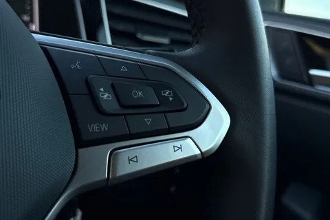 KR25YOM Volkswagen Polo 1.0 TSI 115 R-Line 5dr DSG **17' YORK ALLOYS + HEATED SEATS** Thumbnail #34