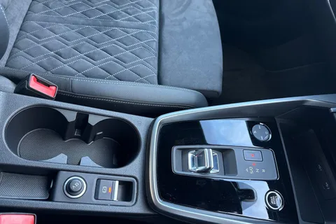 KM22NFA Audi A3 Edition 1 35 TDI  150 PS S tronic Thumbnail #24