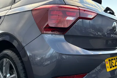 DE25YHP Volkswagen Polo 1.0 TSI 115 R-Line 5dr DSG Thumbnail #9