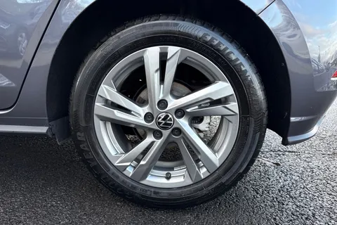 DE25YHP Volkswagen Polo 1.0 TSI 115 R-Line 5dr DSG Thumbnail #11