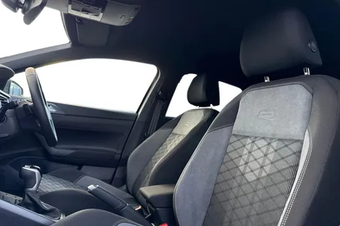 DE25YHP Volkswagen Polo 1.0 TSI 115 R-Line 5dr DSG Thumbnail #17