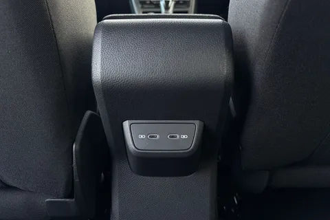 DE25YHP Volkswagen Polo 1.0 TSI 115 R-Line 5dr DSG Thumbnail #32