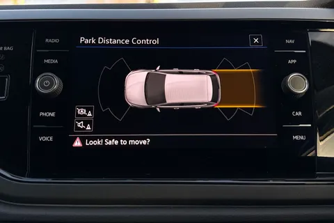 DE25YHP Volkswagen Polo 1.0 TSI 115 R-Line 5dr DSG Thumbnail #38