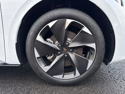  CUPRA Born e-Boost 59kWh V1 Auto 5dr Thumbnail #7