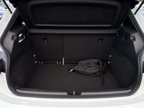  CUPRA Born e-Boost 59kWh V1 Auto 5dr Thumbnail #10