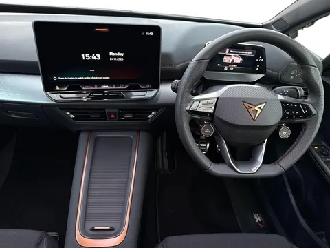  CUPRA Born e-Boost 59kWh V1 Auto 5dr Thumbnail #13