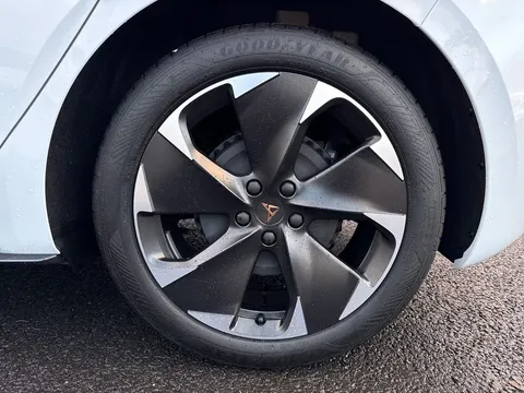  CUPRA Born e-Boost 59kWh V1 Auto 5dr Thumbnail #23