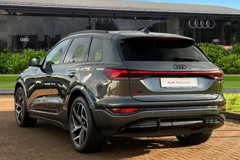 2 of 62 for Audi Q6 E-Tron Q6 SUV Edition 1 e-tron performance 225,00 kW
