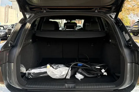 7 of 62 for Audi Q6 E-Tron Q6 SUV Edition 1 e-tron performance 225,00 kW