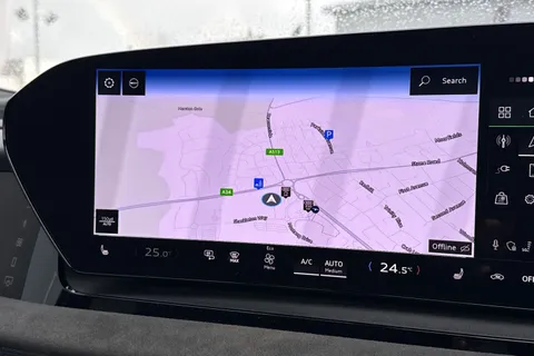 17 of 62 for Audi Q6 E-Tron Q6 SUV Edition 1 e-tron performance 225,00 kW