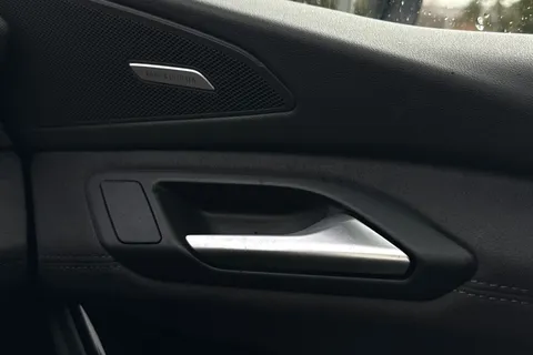 21 of 62 for Audi Q6 E-Tron Q6 SUV Edition 1 e-tron performance 225,00 kW