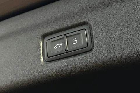 27 of 62 for Audi Q6 E-Tron Q6 SUV Edition 1 e-tron performance 225,00 kW