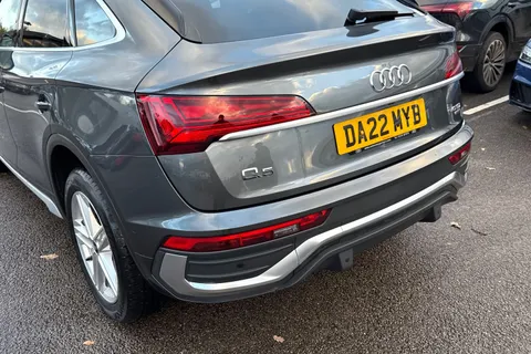 DA22MYB Audi Q5 S line 40 TDI quattro 204 PS S tronic Thumbnail #9