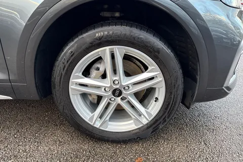 DA22MYB Audi Q5 S line 40 TDI quattro 204 PS S tronic Thumbnail #11