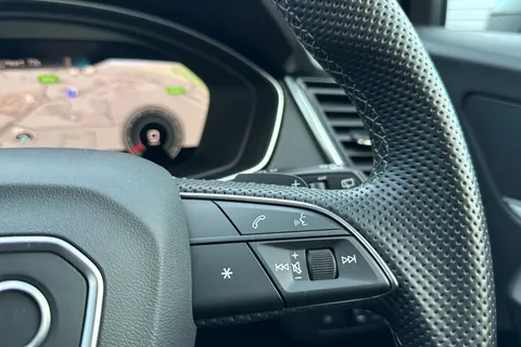 DA22MYB Audi Q5 S line 40 TDI quattro 204 PS S tronic Thumbnail #26