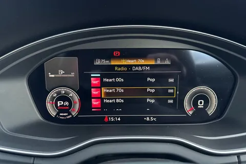 DA22MYB Audi Q5 S line 40 TDI quattro 204 PS S tronic Thumbnail #30