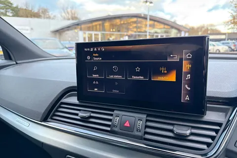 DA22MYB Audi Q5 S line 40 TDI quattro 204 PS S tronic Thumbnail #36