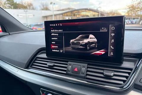 DA22MYB Audi Q5 S line 40 TDI quattro 204 PS S tronic Thumbnail #44