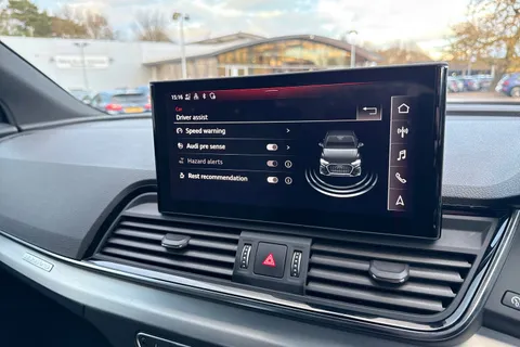 DA22MYB Audi Q5 S line 40 TDI quattro 204 PS S tronic Thumbnail #46